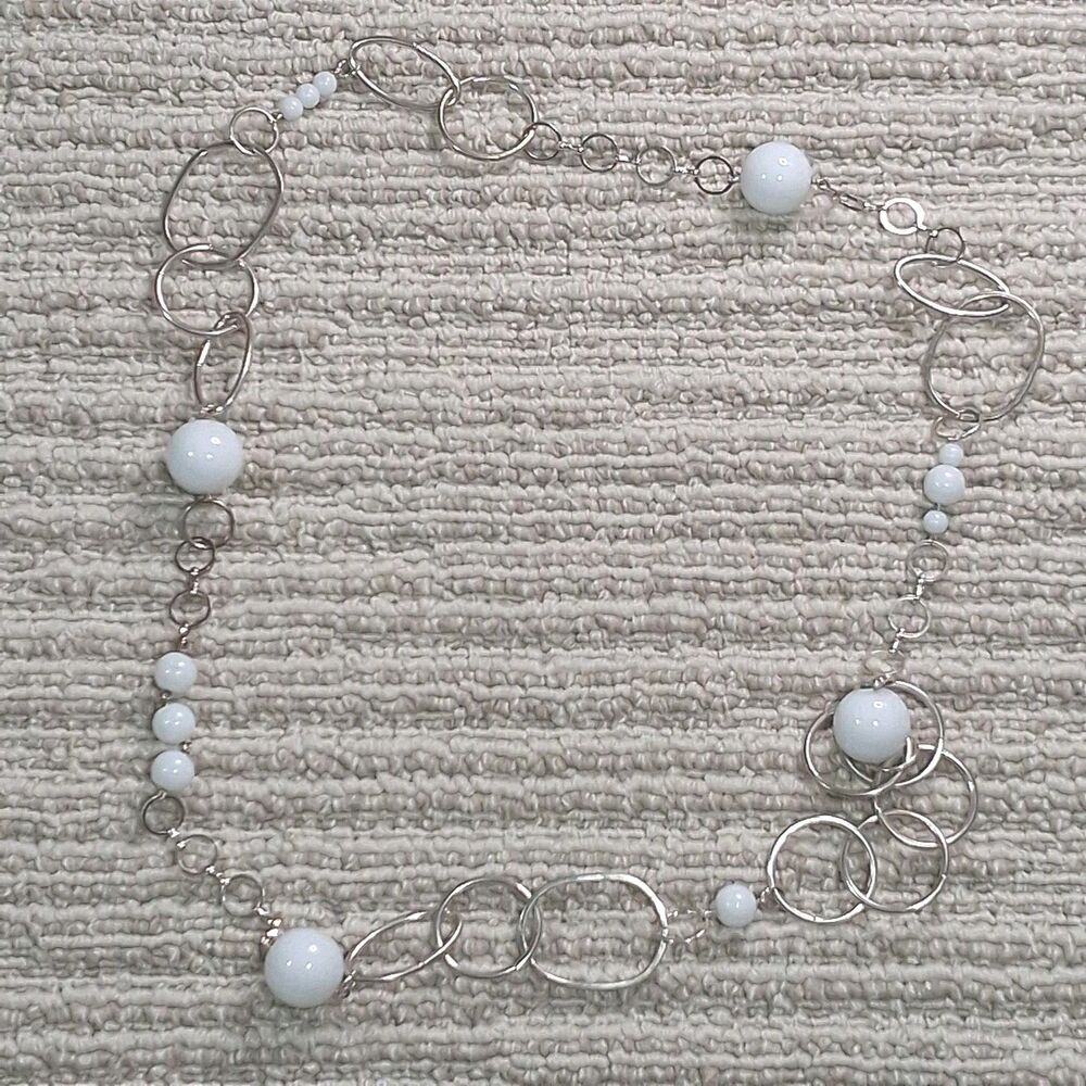 SILVER TONE WHITE BEADED CIRCLE LINK CHAIN STATEMENT NECKLACE COSTUME JEWELRY